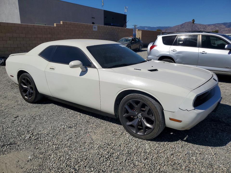 71619186 :رقم المزاد ، 2B3CJ5DT4AH174521 vin ، 2010 Dodge Challenger مزاد بيع