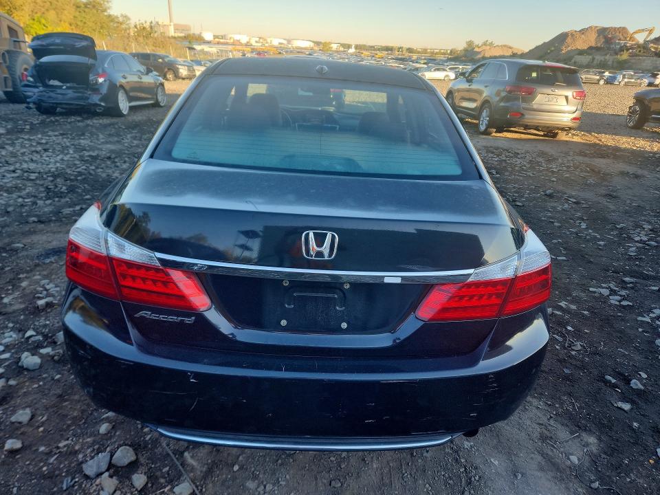 2013 Honda Accord მანქანა იყიდება აუქციონზე, vin: 1HGCR2F82DA114367, აუქციონის ნომერი: 70384106