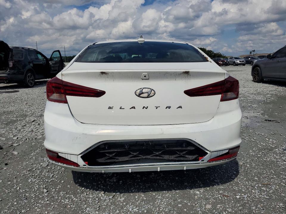72321186 :رقم المزاد ، 5NPD84LF4LH577820 vin ، 2020 Hyundai Elantra مزاد بيع