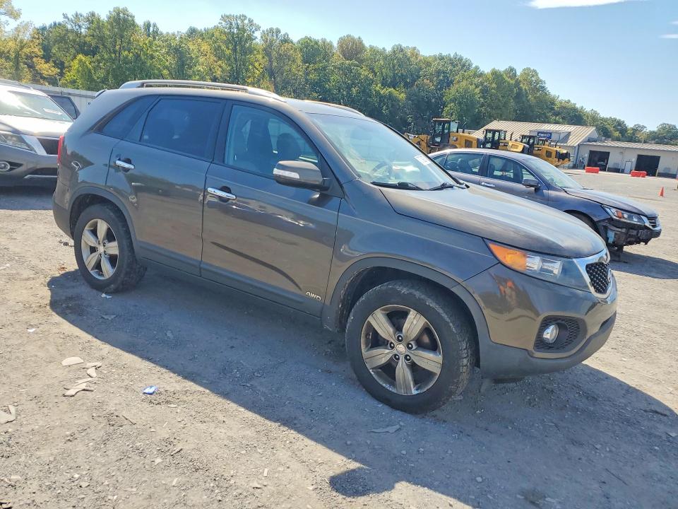 Продаж на аукціоні авто 2013 Kia Sorento, vin: 5XYKUCA68DG409381, номер лоту: 70709276