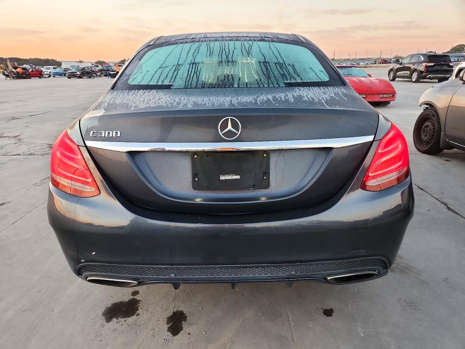 Продажа на аукционе авто 2016 Mercedes-benz C, vin: 55SWF4JB2GU106251, номер лота: 72502816