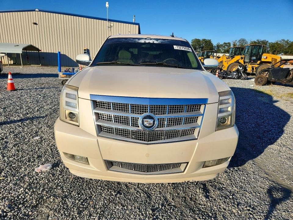 2009 Cadillac Escalade მანქანა იყიდება აუქციონზე, vin: 1GYFK23239R286605, აუქციონის ნომერი: 73275936