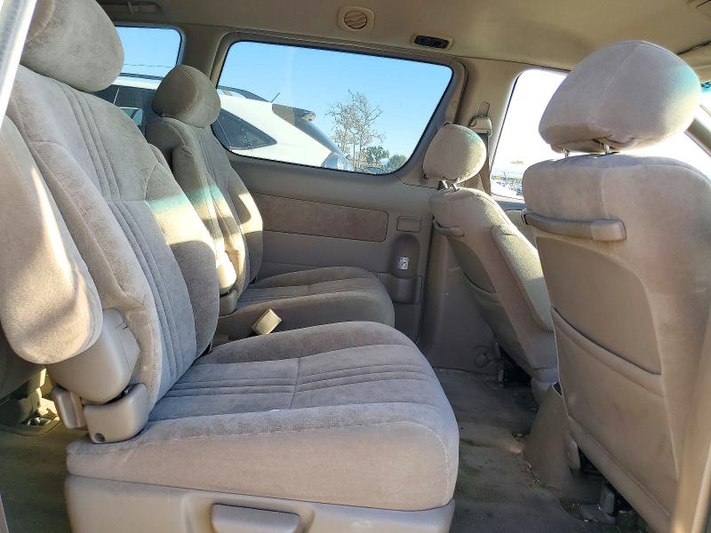 2001 Toyota Sienna მანქანა იყიდება აუქციონზე, vin: 4T3ZF13CX1U351075, აუქციონის ნომერი: 71866726