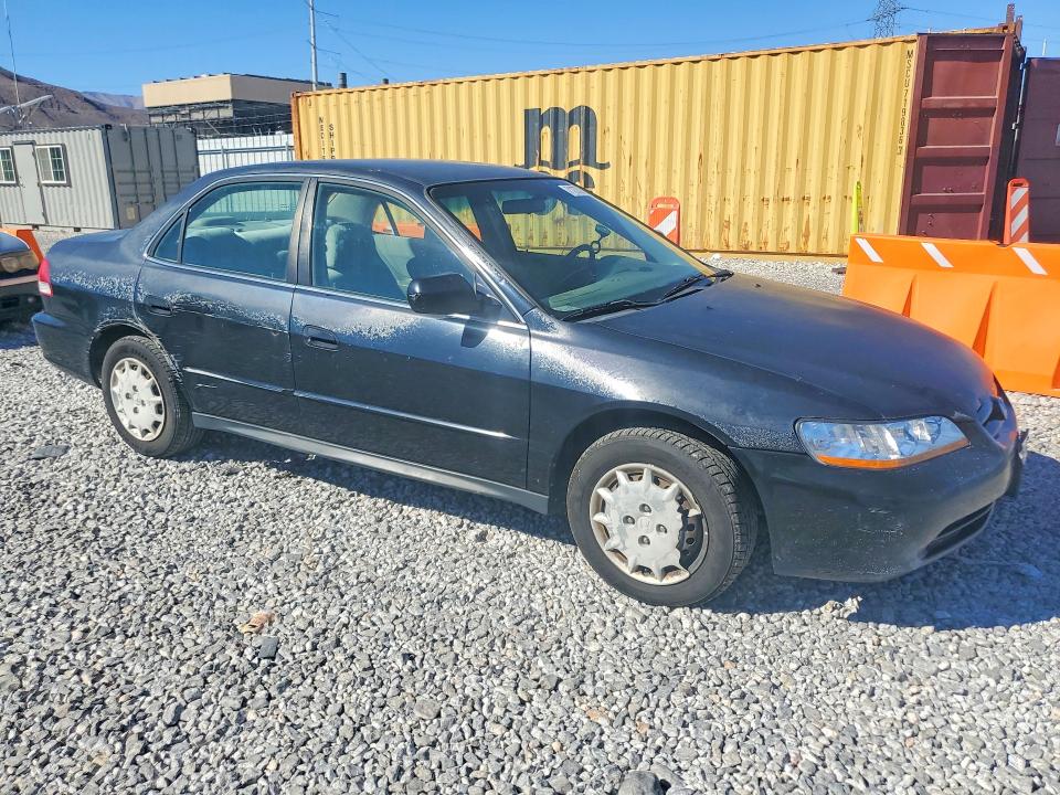 71273206 :رقم المزاد ، 1HGCG66551A063199 vin ، 2001 Honda Accord مزاد بيع