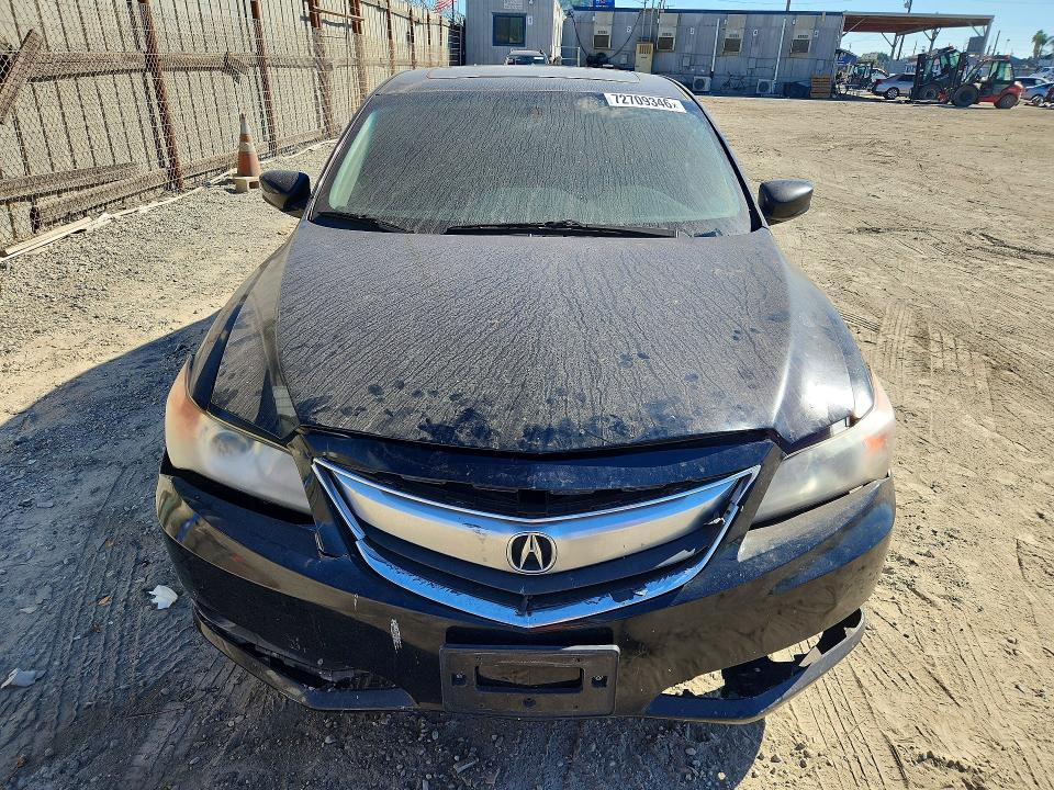 Auction sale of the 2013 Acura Ilx, vin: 19VDE3F78DE300366, lot number: 72709346