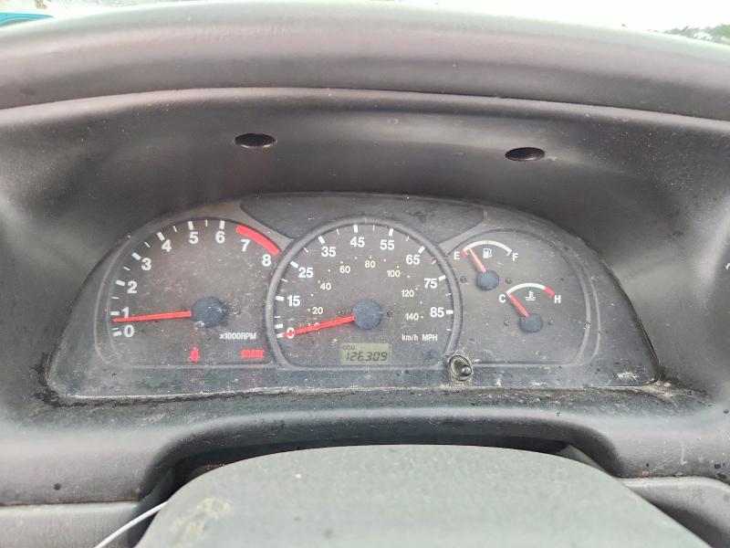 1999 Chevrolet Tracker მანქანა იყიდება აუქციონზე, vin: 2CNBJ186XX6915553, აუქციონის ნომერი: 72111346