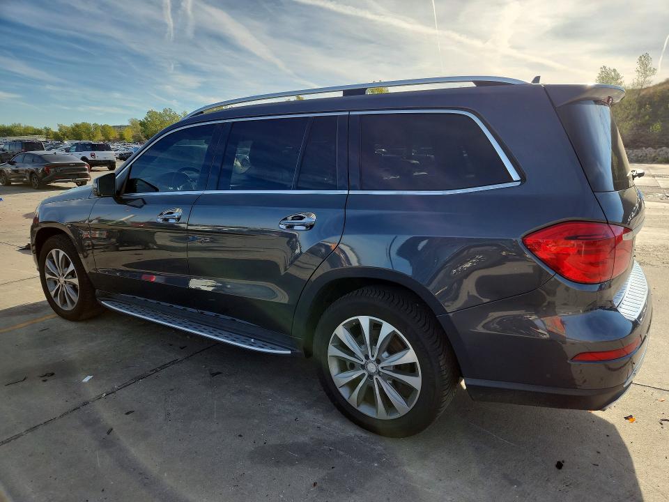 71679886 :رقم المزاد ، 4JGDF6EE3FA458105 vin ، 2015 Mercedes-benz Gl مزاد بيع