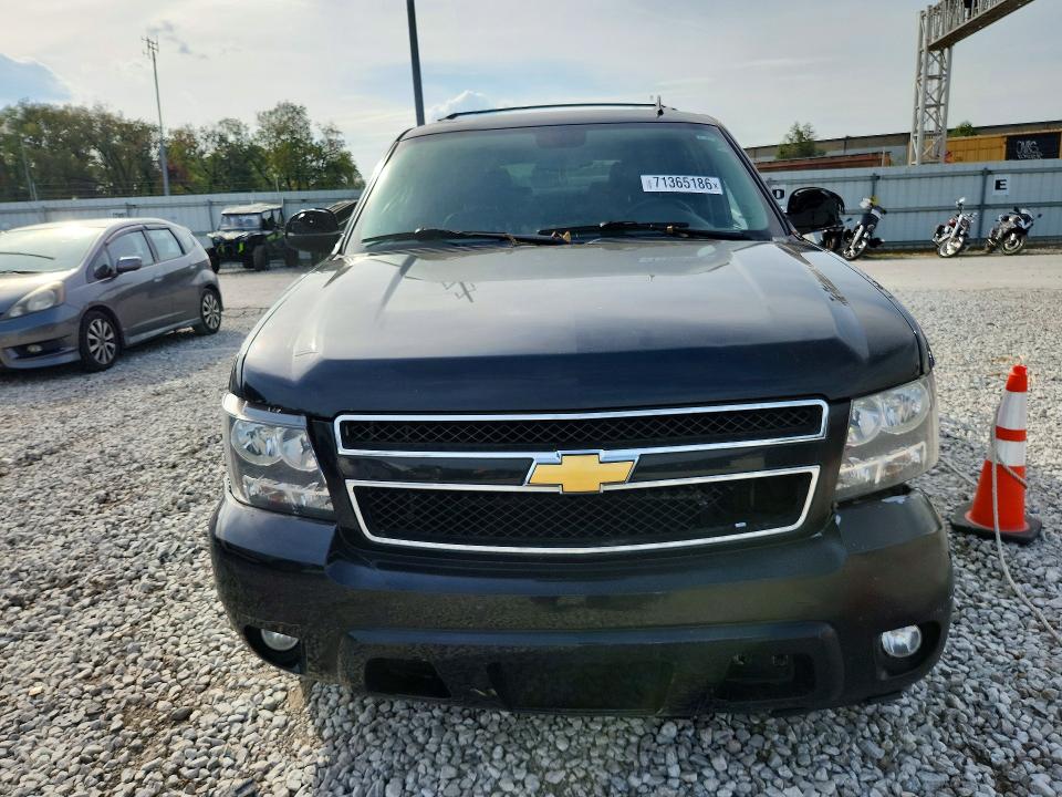 71365186 :رقم المزاد ، 1GNSKBE05DR340423 vin ، 2013 Chevrolet Tahoe مزاد بيع