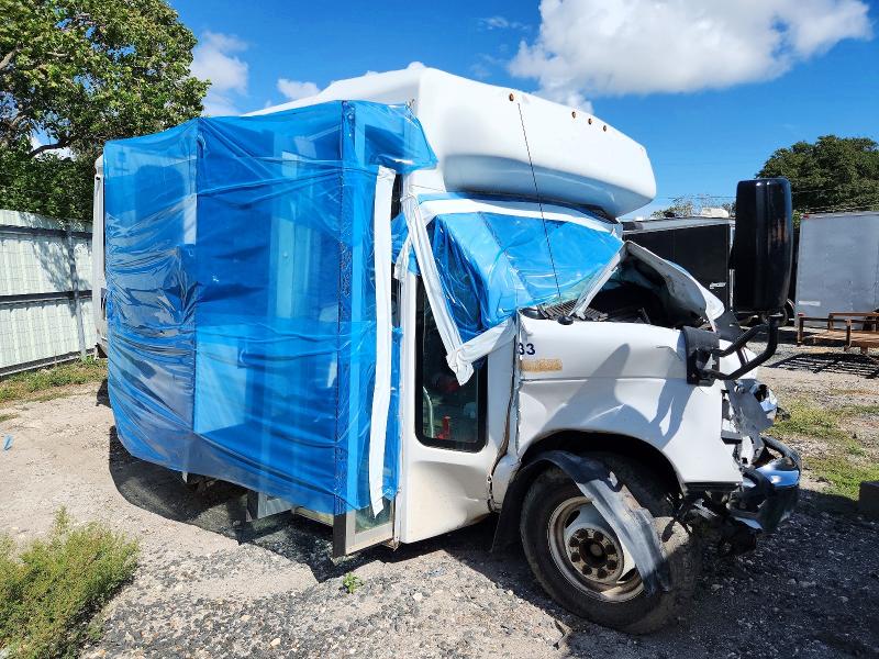 2021 Ford Econoline მანქანა იყიდება აუქციონზე, vin: 1FDEE3FN7MDC17566, აუქციონის ნომერი: 59410856