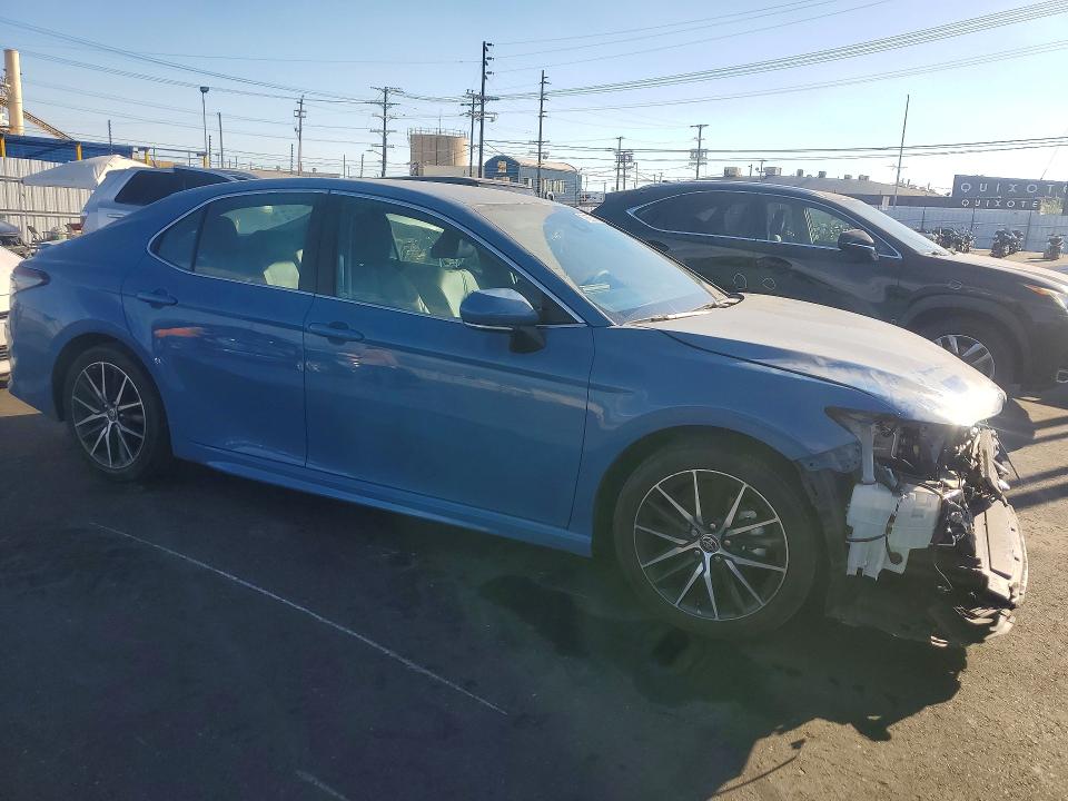 Auction sale of the 2023 Toyota Camry Hybrid, vin: 4T1G31AK2PU049727, lot number: 71595386