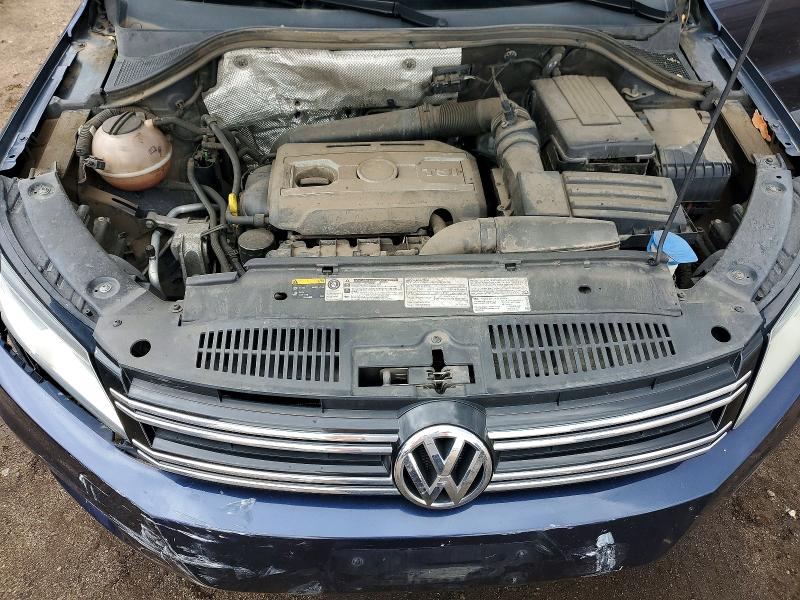 2016 Volkswagen Tiguan მანქანა იყიდება აუქციონზე, vin: WVGBV7AX0GW527490, აუქციონის ნომერი: 70104826