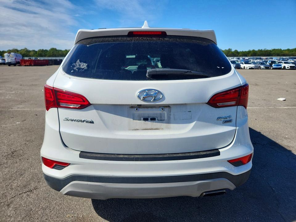 70851736 :رقم المزاد ، 5XYZUDLB1JG553557 vin ، 2018 Hyundai Santa Fe Sport مزاد بيع