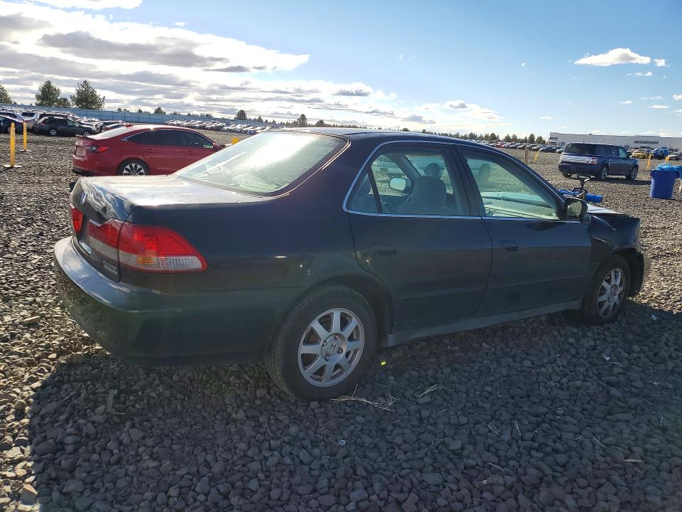 2002 Honda Accord მანქანა იყიდება აუქციონზე, vin: 1HGCG56782A071617, აუქციონის ნომერი: 71660136