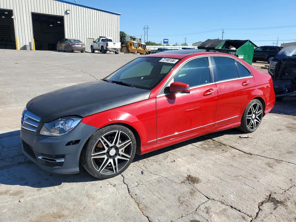 Продаж на аукціоні авто 2013 Mercedes-benz C, vin: WDDGF5HB0DA863595, номер лоту: 72180106