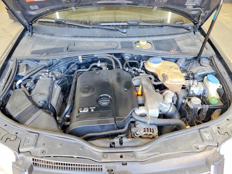71157816 :رقم المزاد ، WVWPD63B01P280594 vin ، 2001 Volkswagen Passat مزاد بيع
