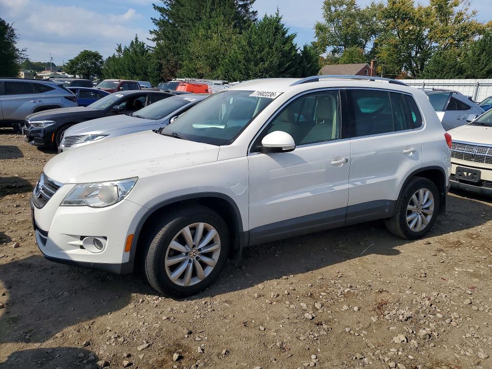 Aukcja sprzedaży 2011 Volkswagen Tiguan, vin: WVGBV7AX1BW557462, numer aukcji: 71602236