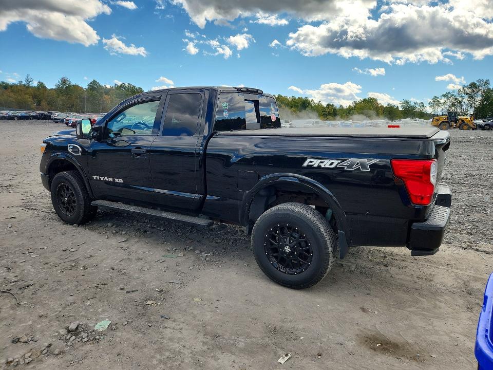 Продажа на аукционе авто 2017 Nissan Titan Xd, vin: 1N6BA1C48HN554456, номер лота: 71239806