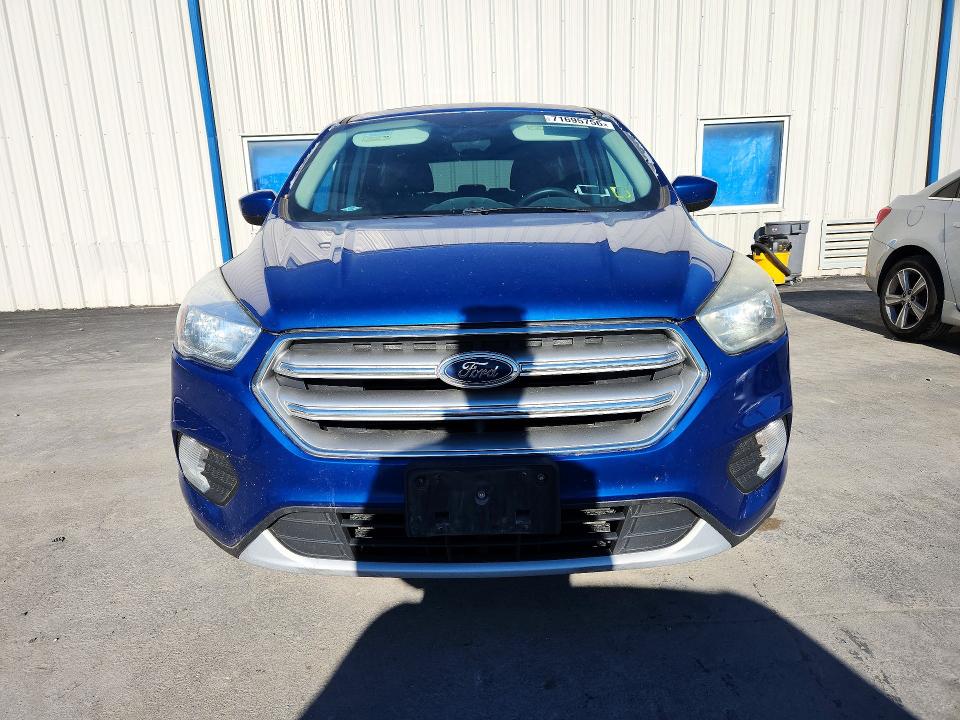 71695756 :رقم المزاد ، 1FMCU9GD1HUE62114 vin ، 2017 Ford Escape مزاد بيع