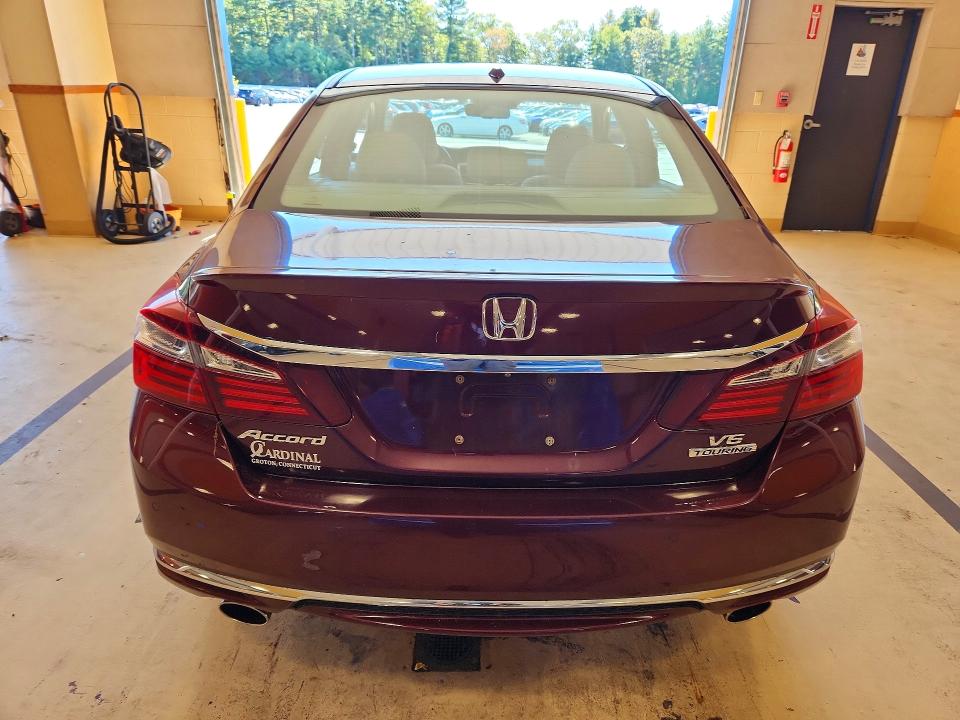 2017 Honda Accord მანქანა იყიდება აუქციონზე, vin: 1HGCR3F90HA012327, აუქციონის ნომერი: 71393266