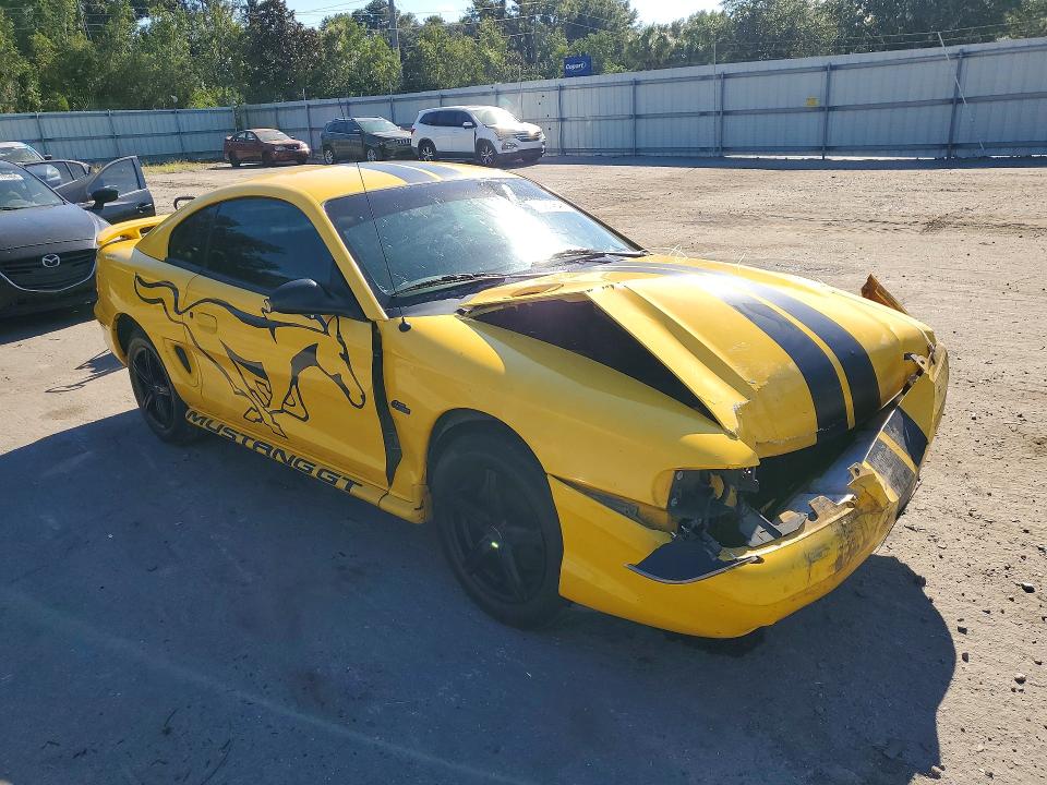 70914646 :رقم المزاد ، 1FAFP42X1WF201358 vin ، 1998 Ford Mustang مزاد بيع