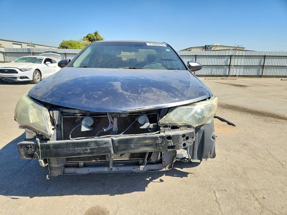2014 Toyota Camry მანქანა იყიდება აუქციონზე, vin: 4T1BF1FK2EU455482, აუქციონის ნომერი: 71204276