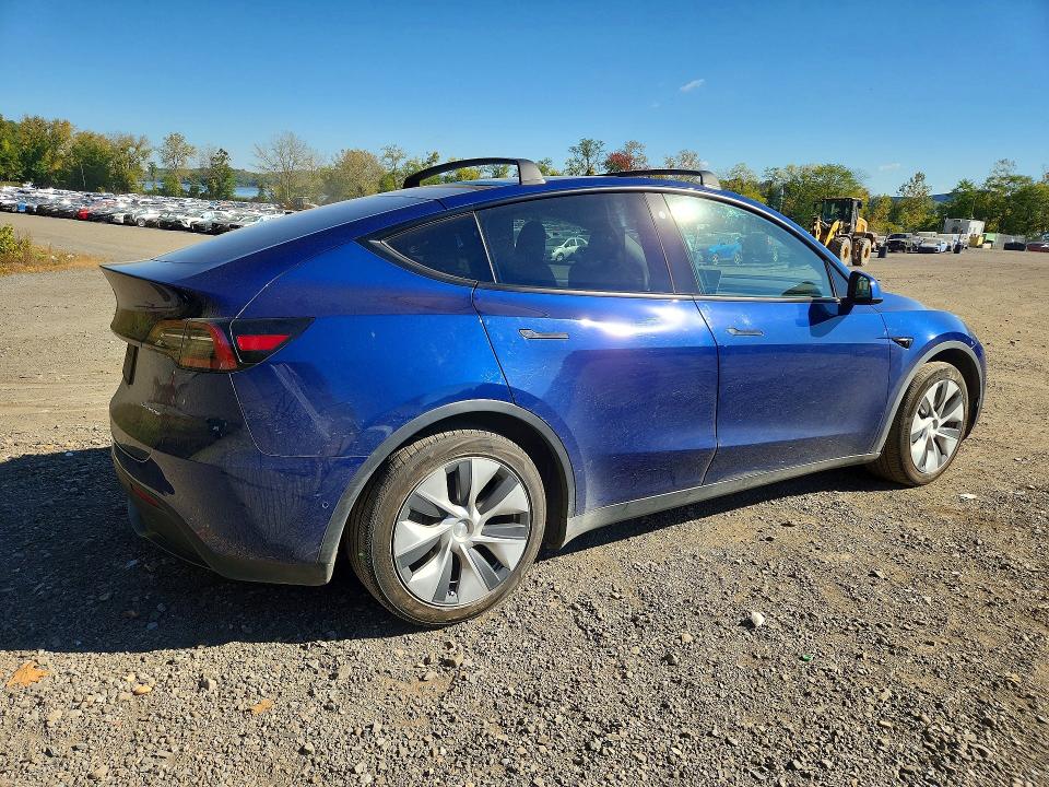 Продажа на аукционе авто 2021 Tesla Model Y, vin: 5YJYGAEE1MF148142, номер лота: 72041586