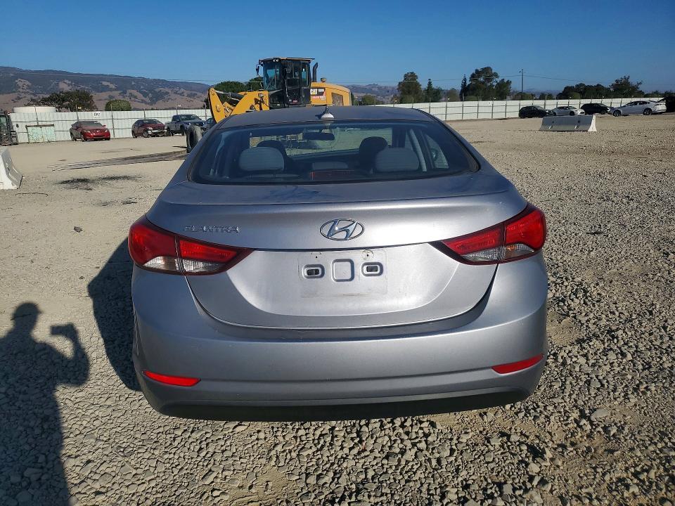 Продажа на аукционе авто 2016 Hyundai Elantra, vin: 5NPDH4AE9GH715948, номер лота: 71445386