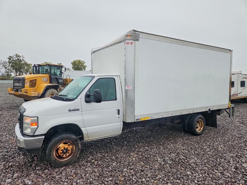 70750246 :رقم المزاد ، 1FDXE4FS5KDC02548 vin ، 2019 Ford Ecoline مزاد بيع