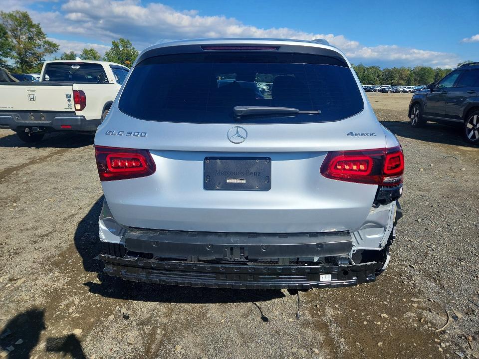 71756976 :رقم المزاد ، W1N0G8EBXNG059553 vin ، 2022 Mercedes-benz Glc مزاد بيع