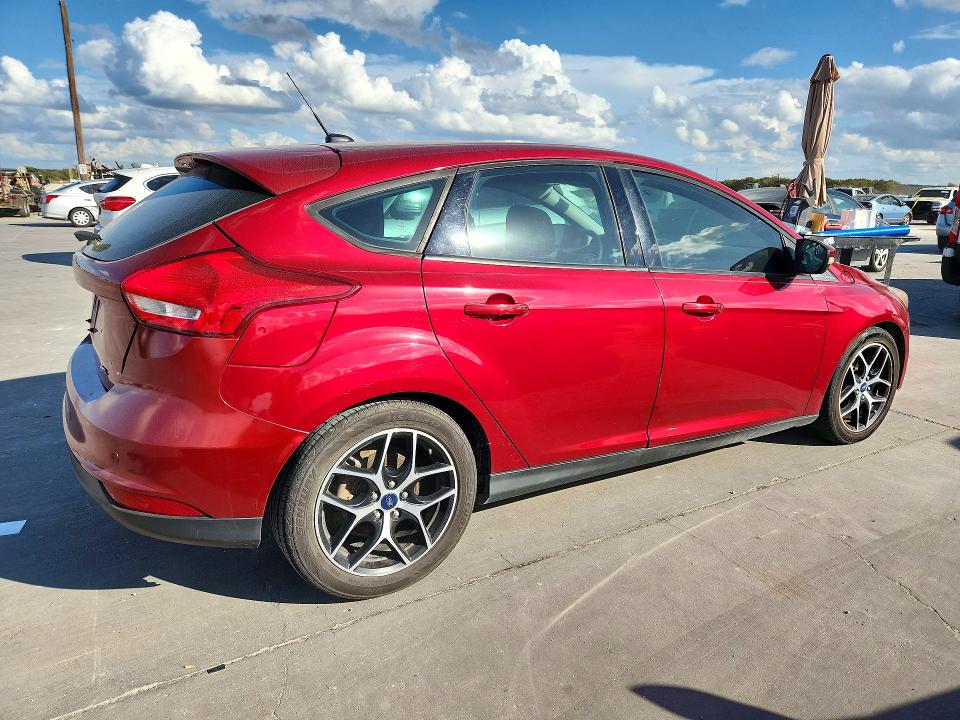 2017 Ford Focus მანქანა იყიდება აუქციონზე, vin: 1FADP3M27HL341387, აუქციონის ნომერი: 73176176