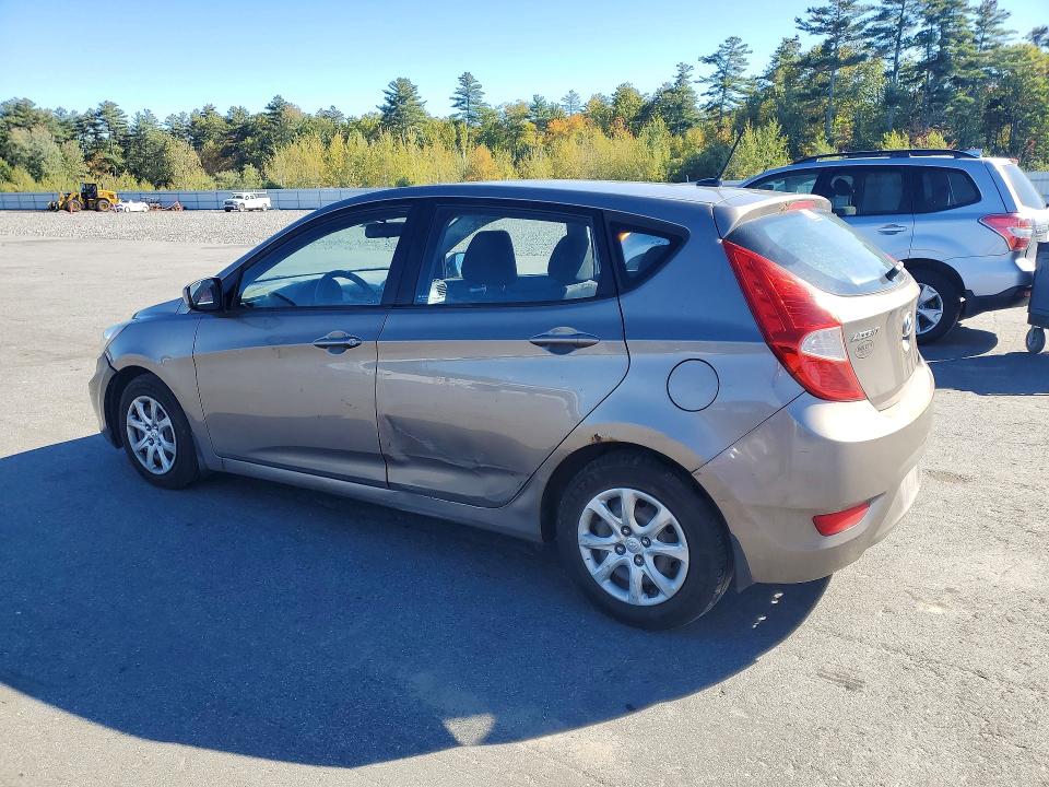 2013 Hyundai Accent მანქანა იყიდება აუქციონზე, vin: KMHCT5AE2DU118461, აუქციონის ნომერი: 71665596