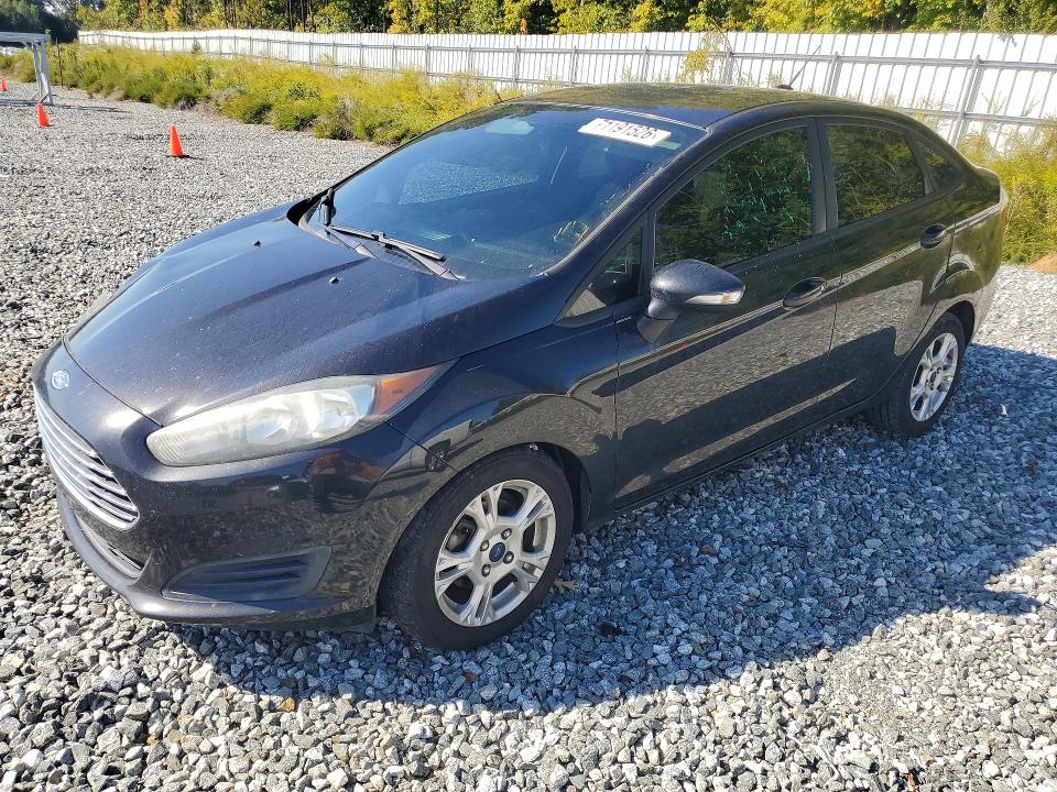 71191526 :رقم المزاد ، 3FADP4BJ3FM148049 vin ، 2015 Ford Fiesta مزاد بيع
