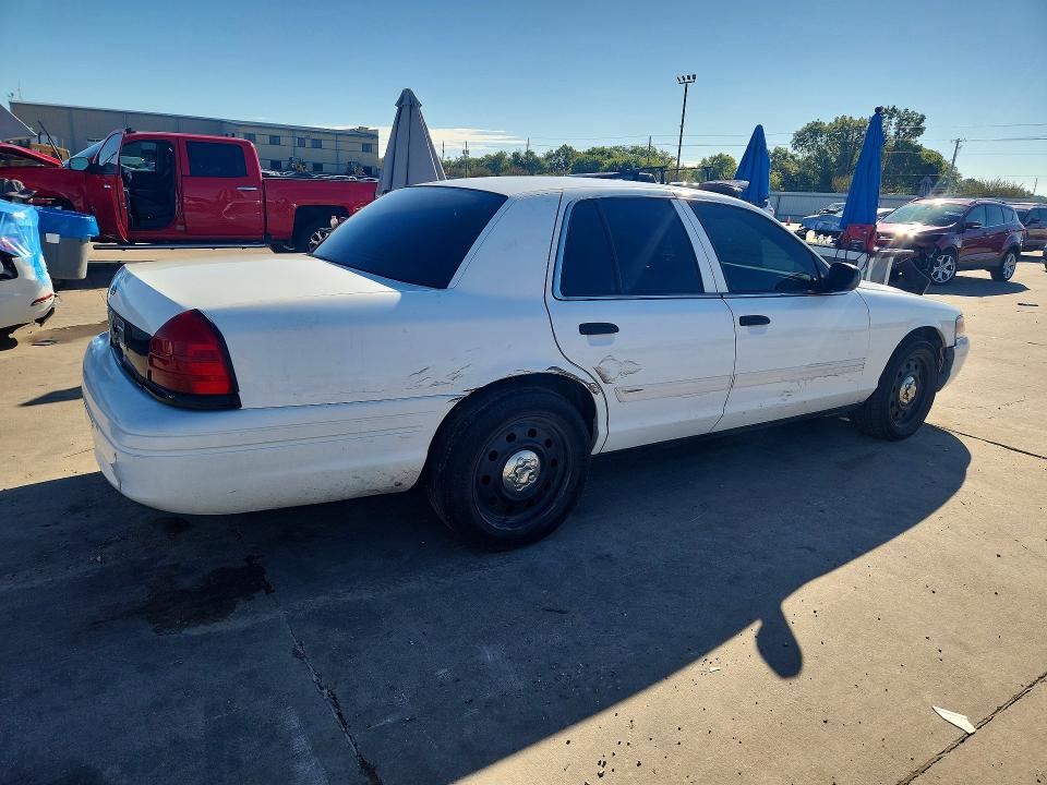 Продажа на аукционе авто 2011 Ford Crown Victoria, vin: 2FABP7BV1BX110412, номер лота: 71242106