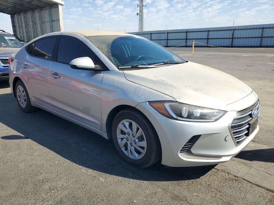 2017 Hyundai Elantra მანქანა იყიდება აუქციონზე, vin: 5NPD74LF1HH193326, აუქციონის ნომერი: 72392026