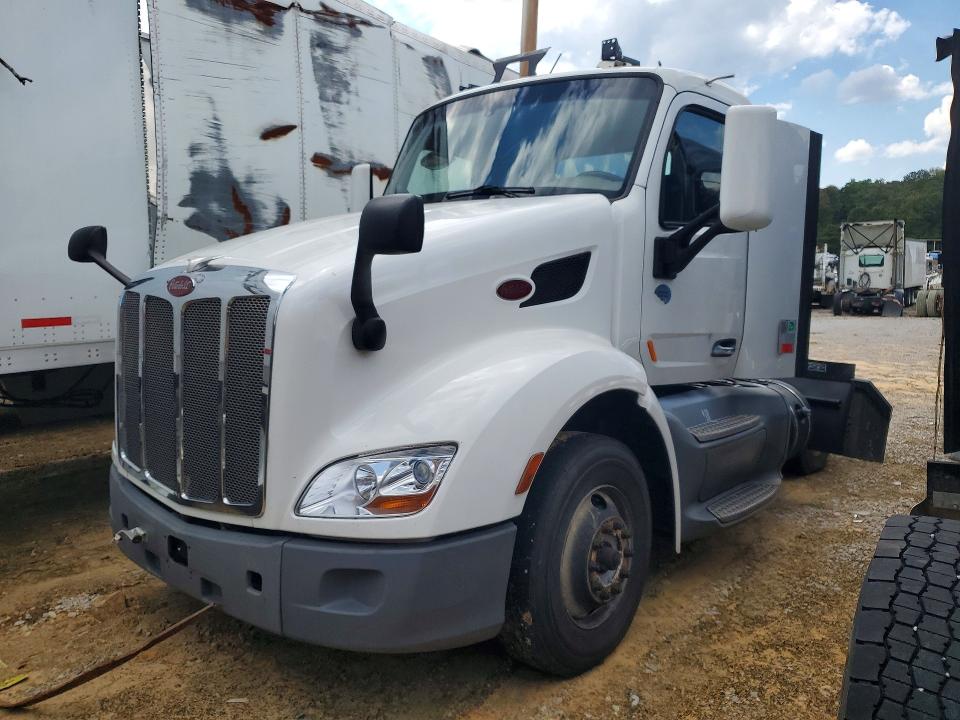 2018 Peterbilt 579 მანქანა იყიდება აუქციონზე, vin: 1XPBA48X1JD478130, აუქციონის ნომერი: 69940986