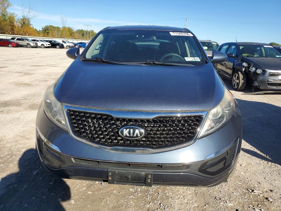 71348706 :رقم المزاد ، KNDPBCAC8F7769686 vin ، 2015 Kia Sportage مزاد بيع