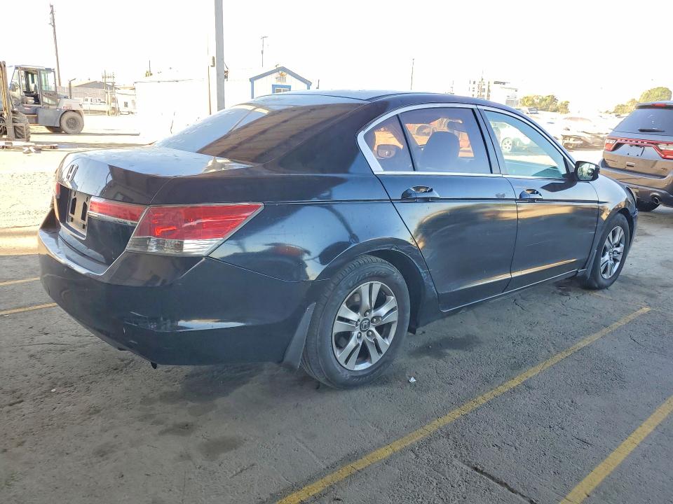 Продажа на аукционе авто 2011 Honda Accord, vin: 1HGCP2F49BA111045, номер лота: 71407016