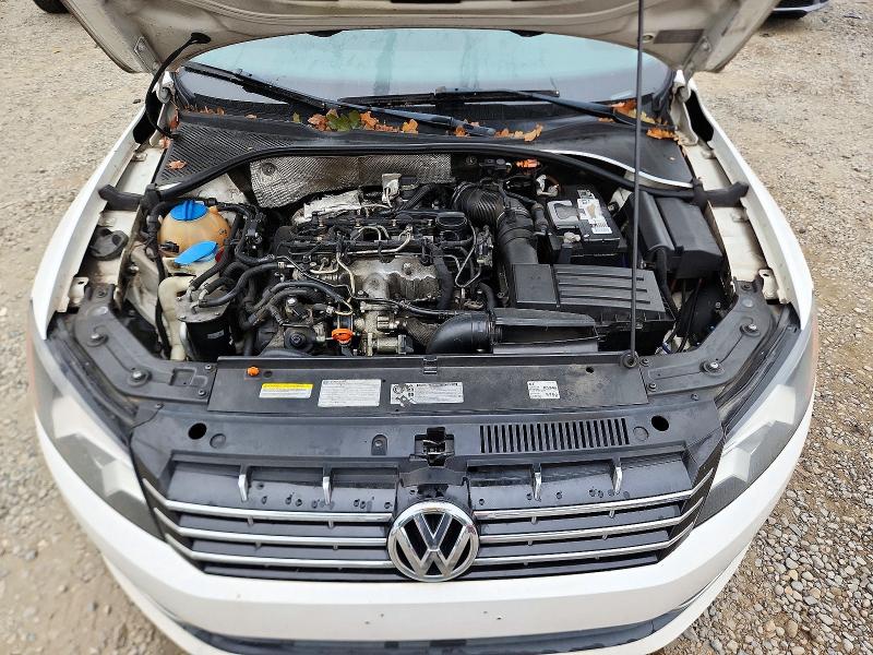 Продажа на аукционе авто 2013 Volkswagen Passat, vin: 1VWCN7A32DC021935, номер лота: 71800076