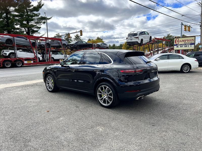 72459456 :رقم المزاد ، WP1AE2AY0KDA52163 vin ، 2019 Porsche Cayenne مزاد بيع