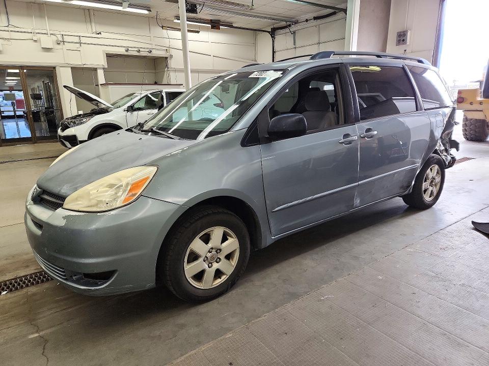 Продажа на аукционе авто 2004 Toyota Sienna, vin: 5TDZA23C54S133605, номер лота: 72021646