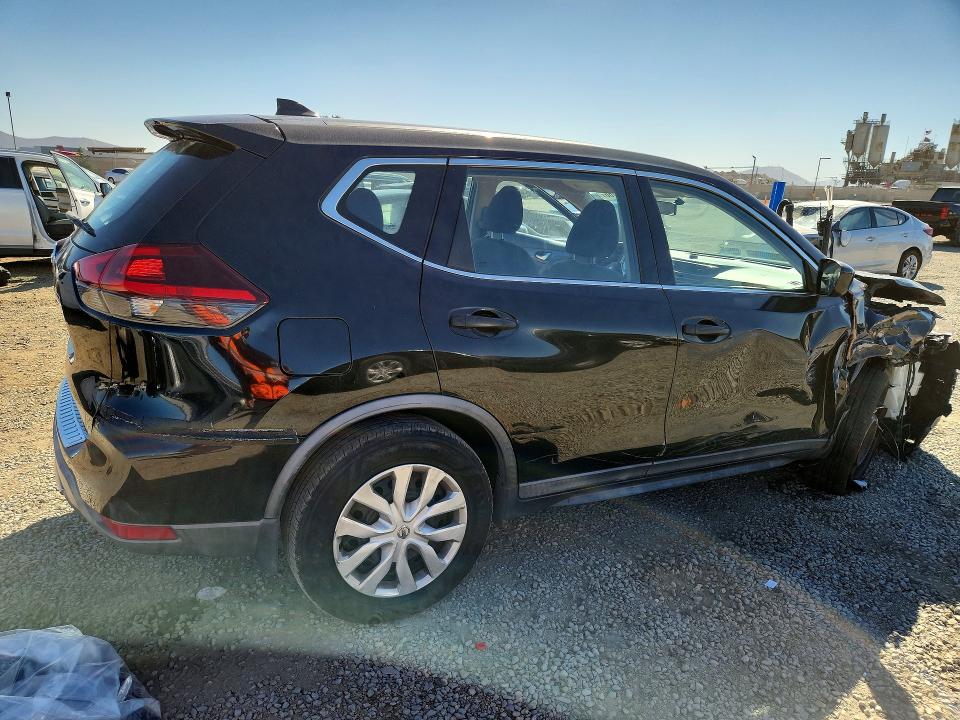 71212166 :رقم المزاد ، KNMAT2MT5JP542568 vin ، 2018 Nissan Rogue مزاد بيع
