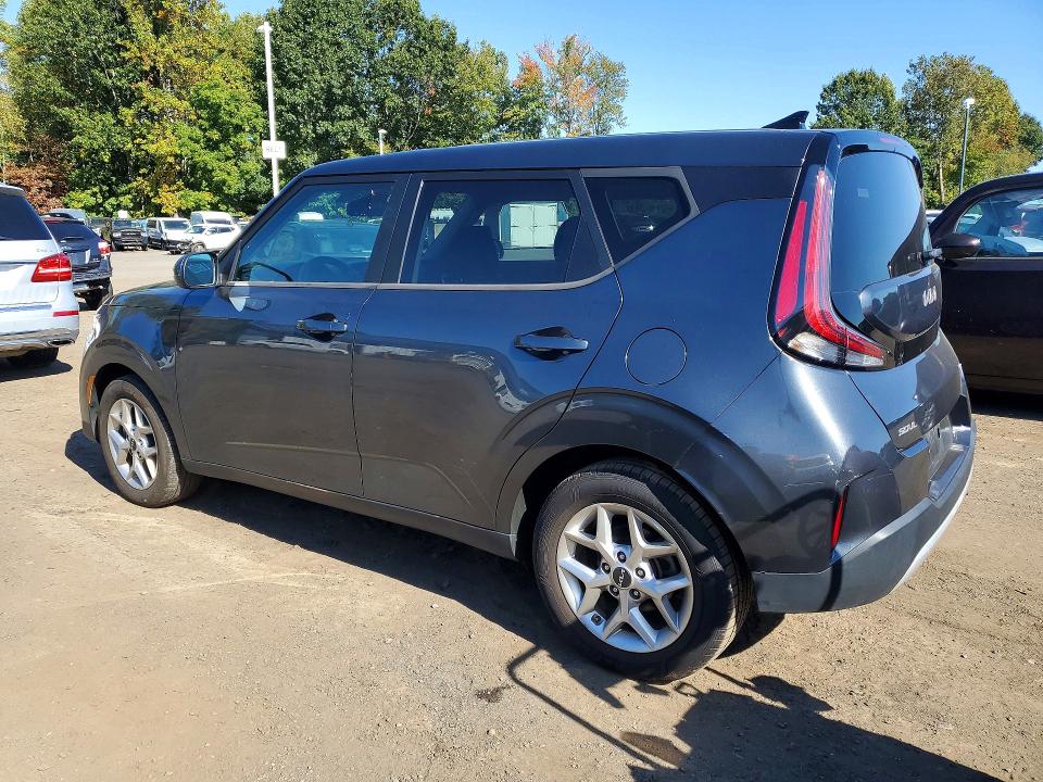 72183586 :رقم المزاد ، KNDJ23AUXP7197908 vin ، 2023 Kia Soul مزاد بيع