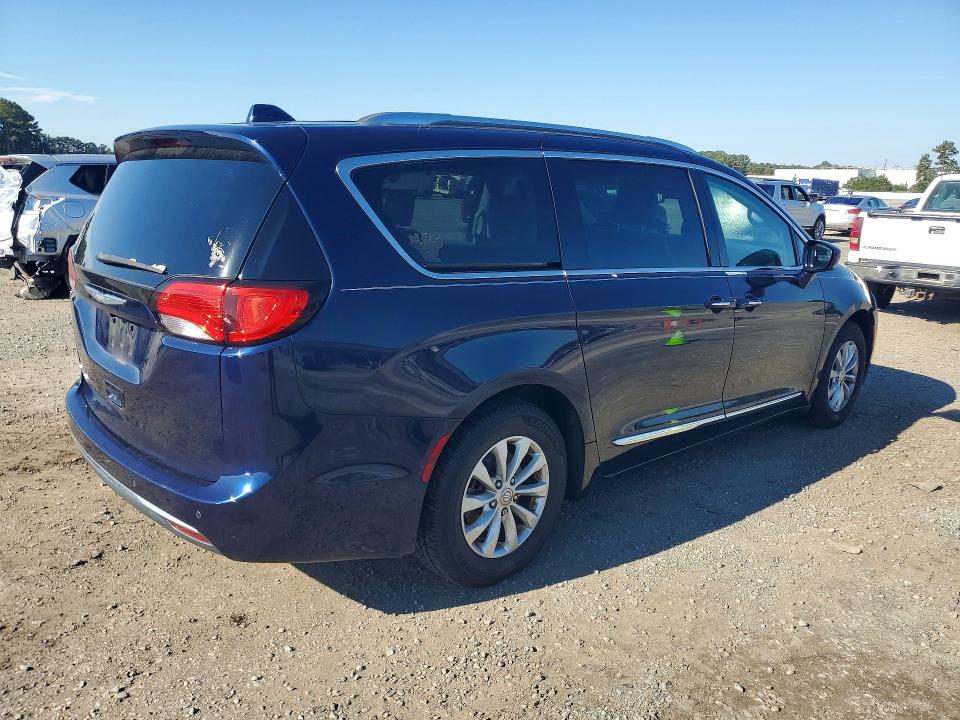 Продажа на аукционе авто 2018 Chrysler Pacifica, vin: 2C4RC1EG5JR108518, номер лота: 71553586