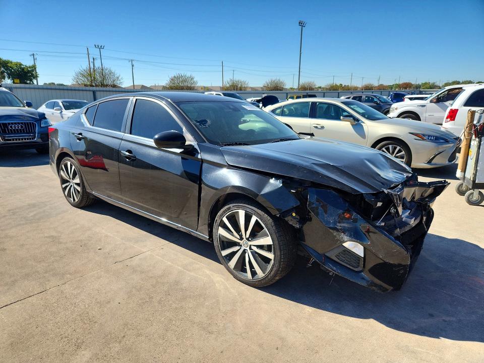 71898996 :رقم المزاد ، 1N4BL4CV9NN346725 vin ، 2022 Nissan Altima مزاد بيع