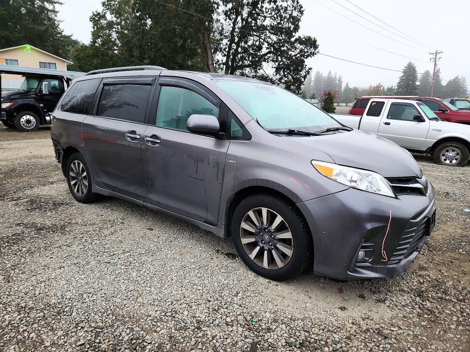 2018 Toyota Sienna მანქანა იყიდება აუქციონზე, vin: 5TDDZ3DCXJS196802, აუქციონის ნომერი: 71671236