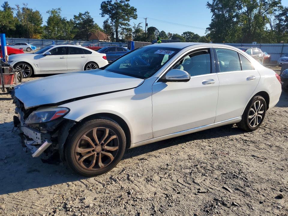 2015 Mercedes-benz C მანქანა იყიდება აუქციონზე, vin: 55SWF4KB6FU014153, აუქციონის ნომერი: 71871986