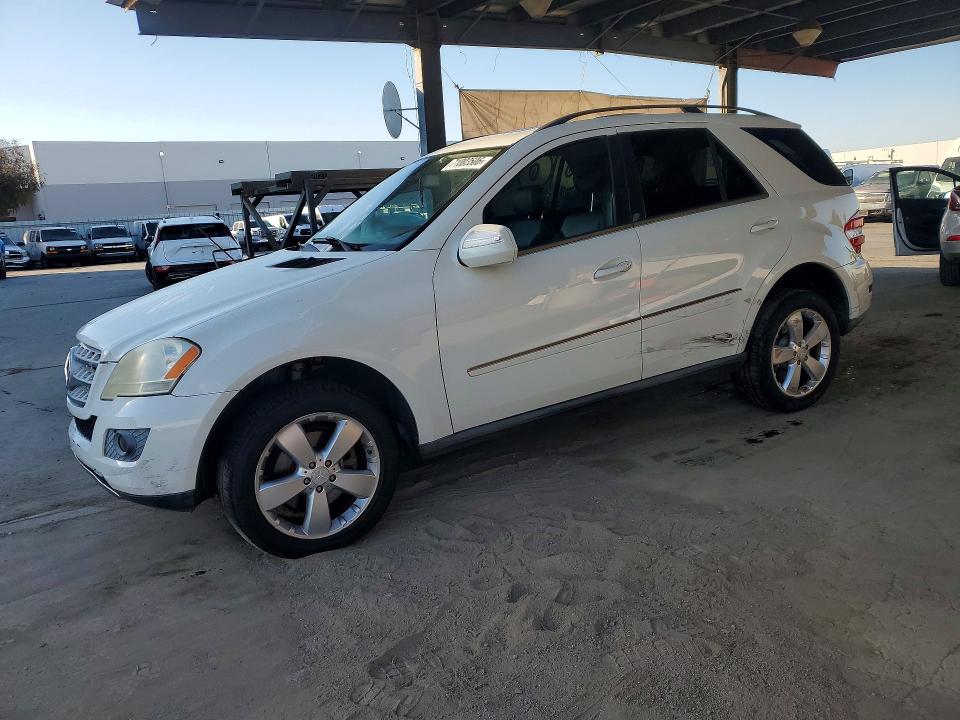 2010 Mercedes-benz Ml მანქანა იყიდება აუქციონზე, vin: 4JGBB8GB0AA616605, აუქციონის ნომერი: 71003506