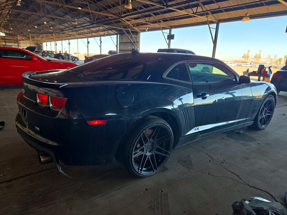 71504606 :رقم المزاد ، 2G1FK1EJ9B9139637 vin ، 2011 Chevrolet Camaro مزاد بيع
