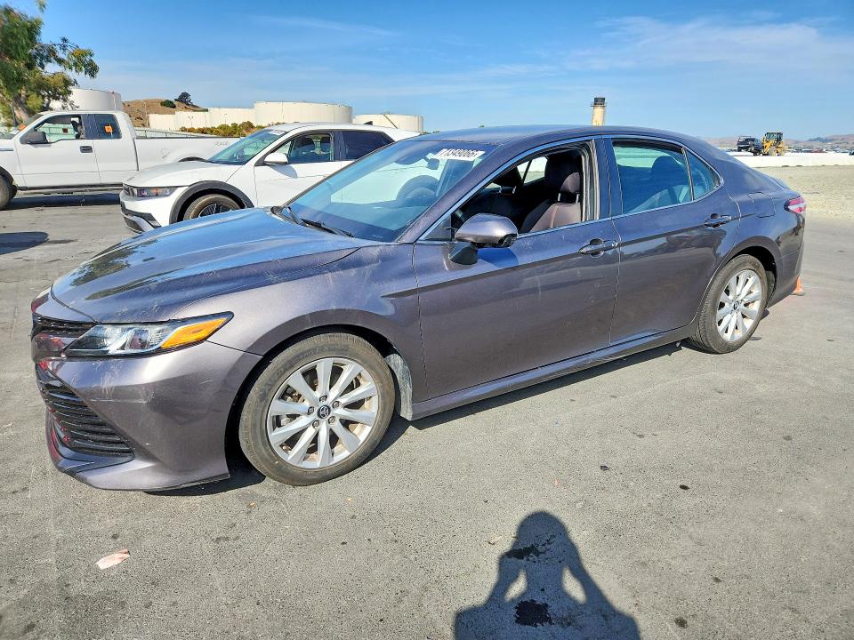 Продажа на аукционе авто 2019 Toyota Camry, vin: 4T1B11HK1KU779191, номер лота: 71349066