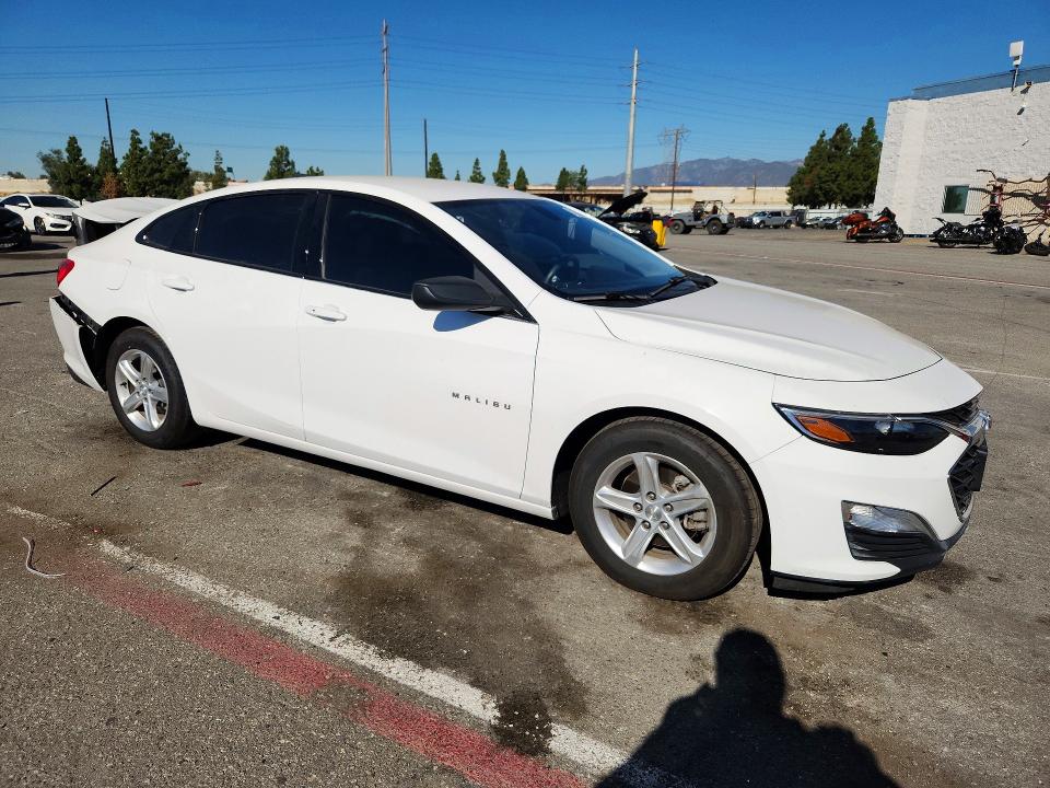 Продаж на аукціоні авто 2020 Chevrolet Malibu, vin: 1G1ZB5ST2LF016913, номер лоту: 71302336